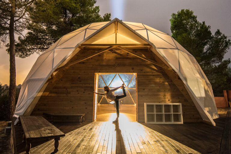 Top Solo Retreat Plans: The 2026 Authority Reference